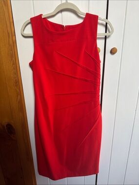 Calvin Klein Women's Red Sheath Dress - Elegant Sleeveless Cocktail Dress